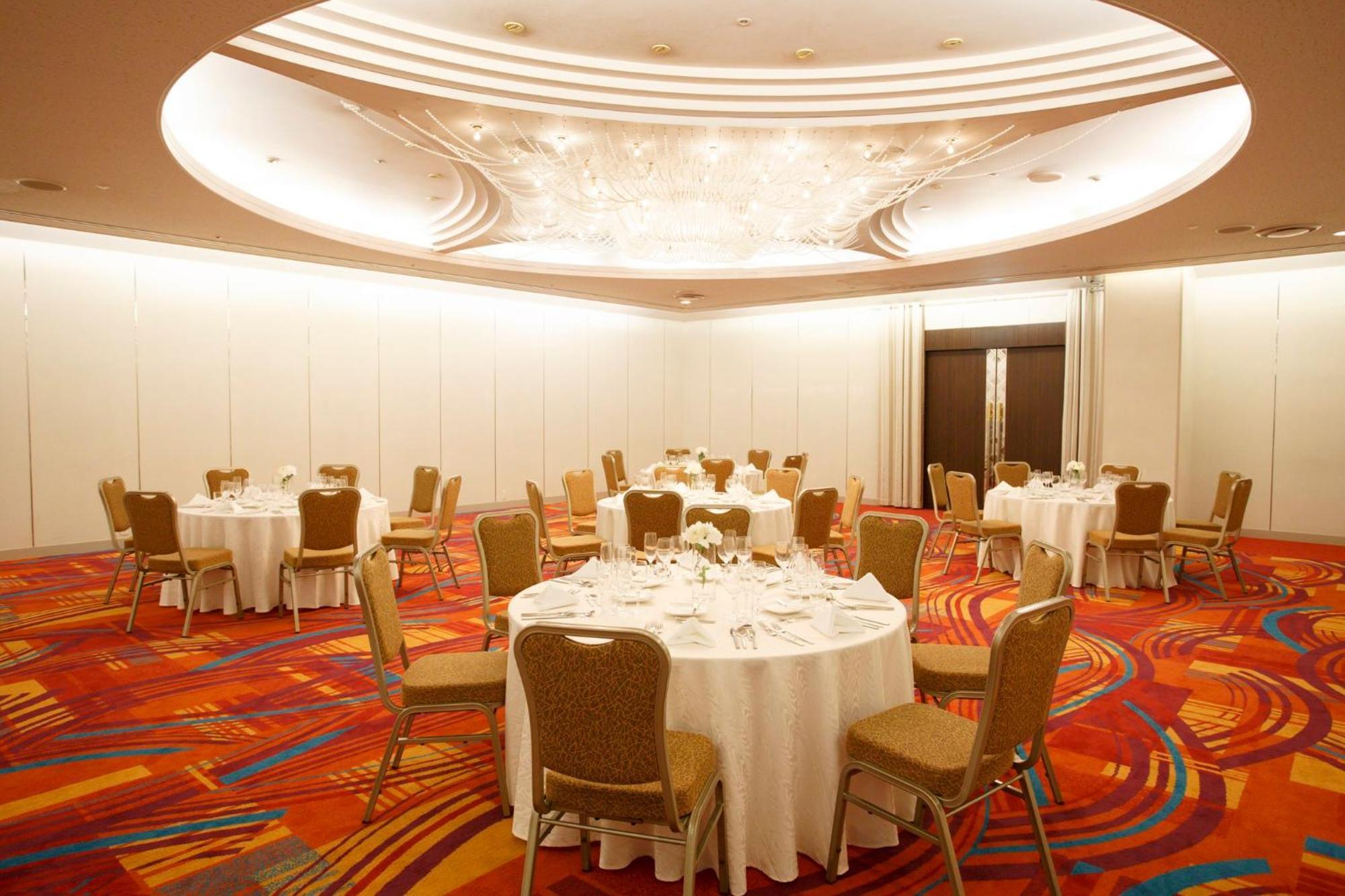 Ana Crowne Plaza Kobe By Ihg Hotel Exterior photo The ballroom