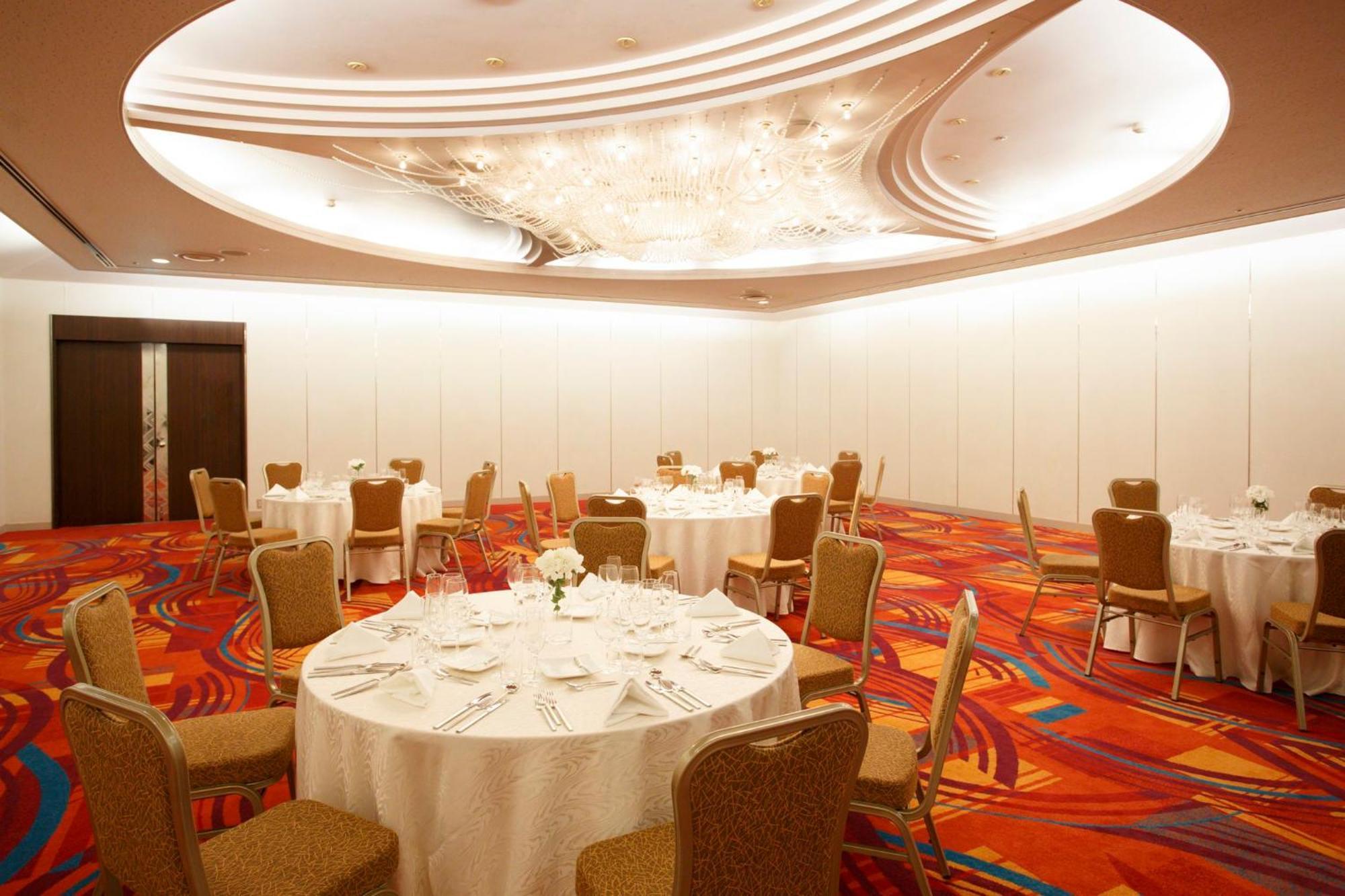 Ana Crowne Plaza Kobe By Ihg Hotel Exterior photo The ballroom